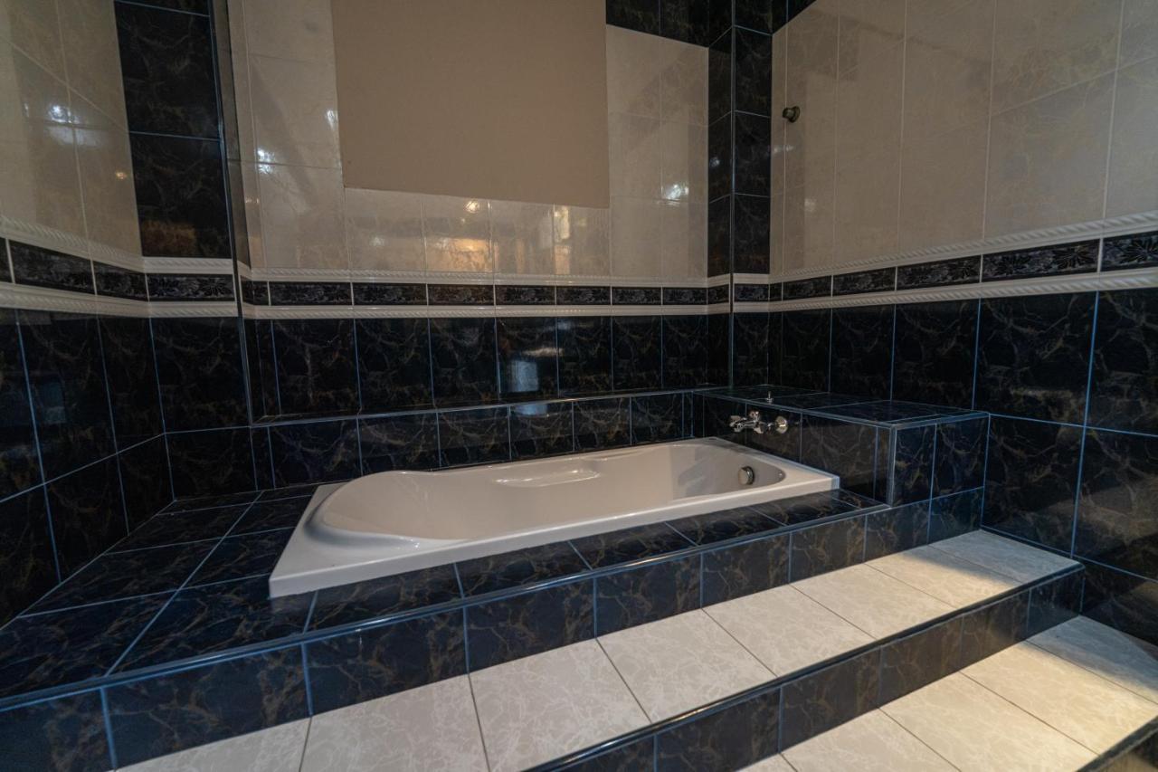 Mk Homestay Wakaf Che Yeh With Bathtub - Max 14 Pax Kota Bharu Bagian luar foto